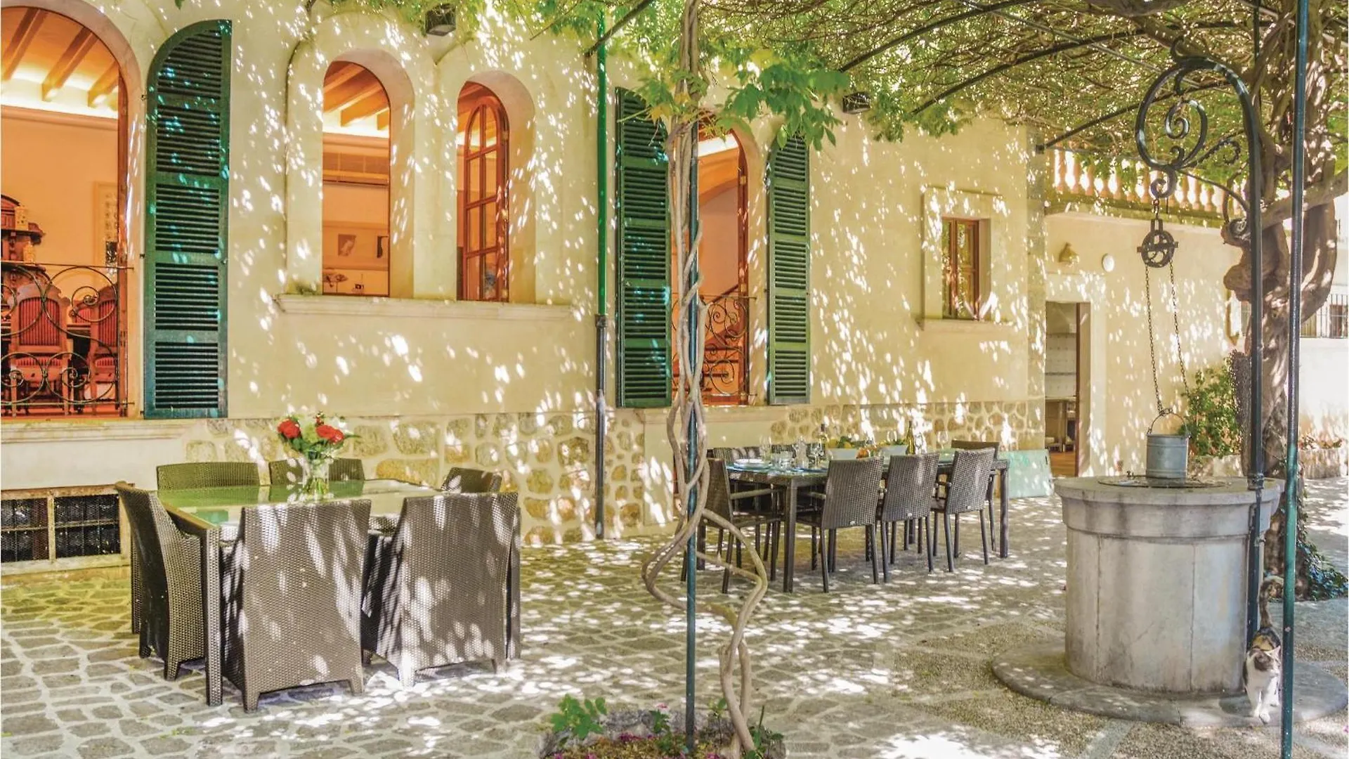 Awesome Home In Soller With Outdoor Swimming Pool