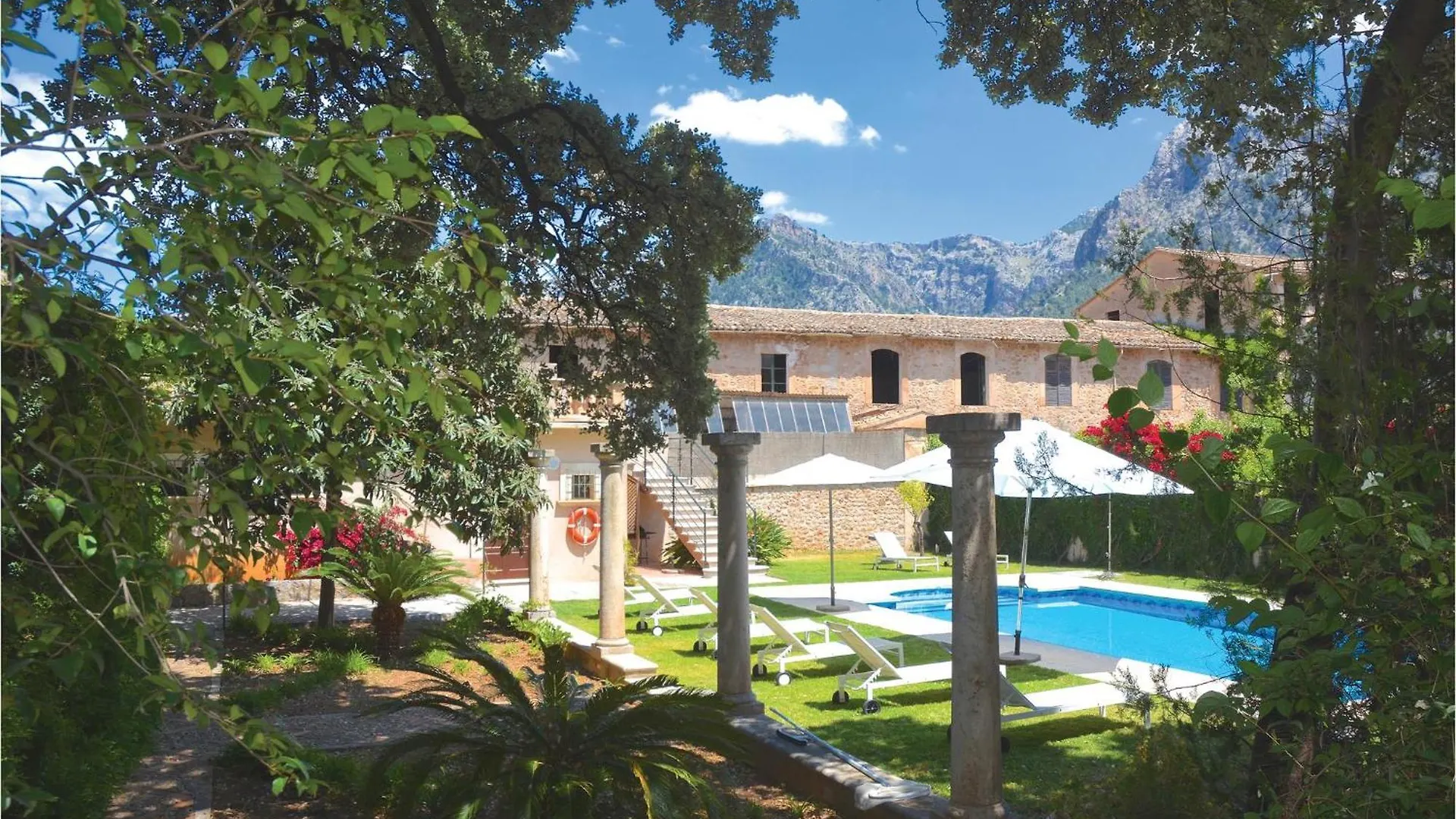 Awesome Home In Soller With Outdoor Swimming Pool